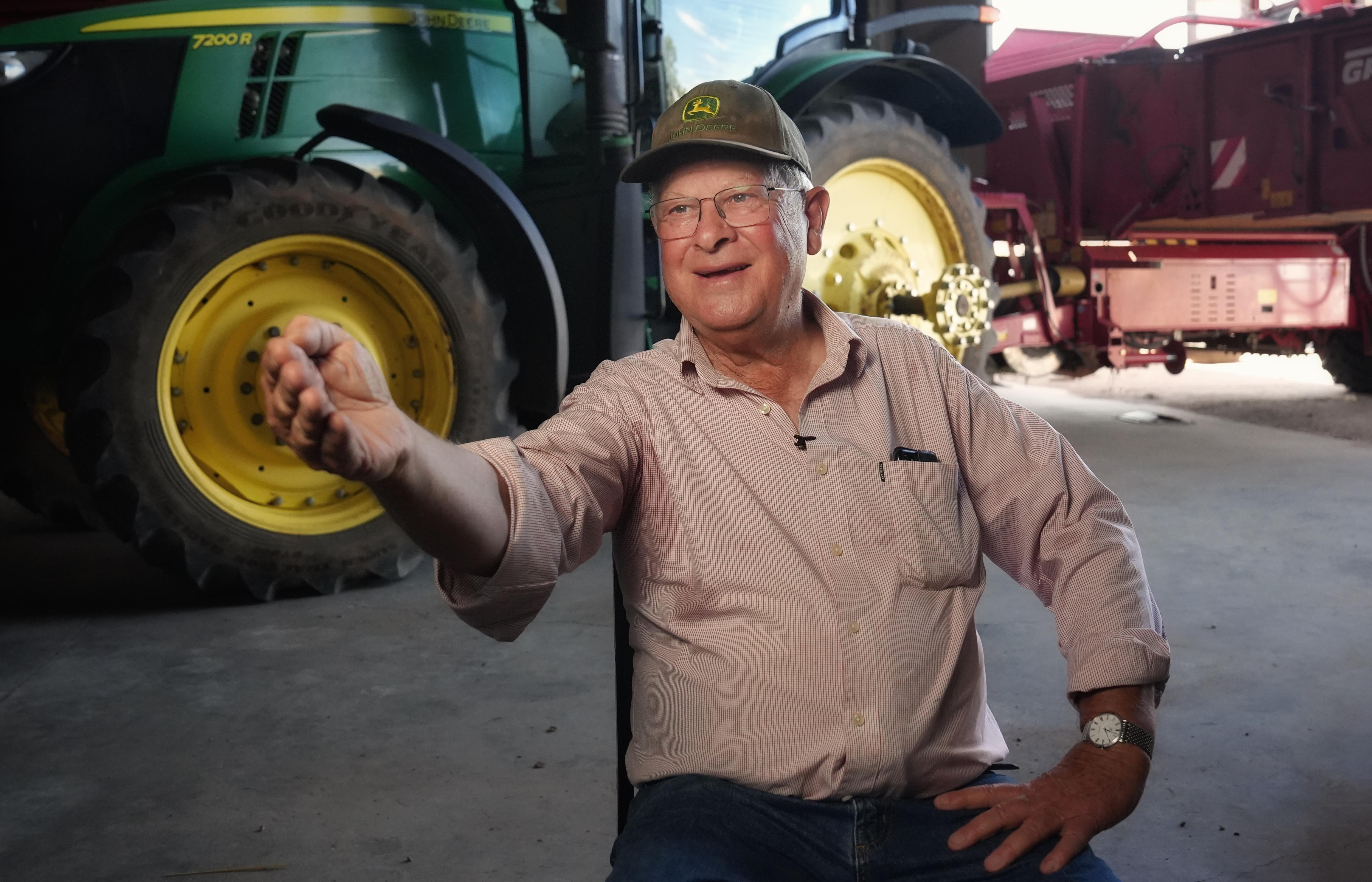 Farrer's vast swathe of Coalition heartland 'at a crossroads' and up for grabs