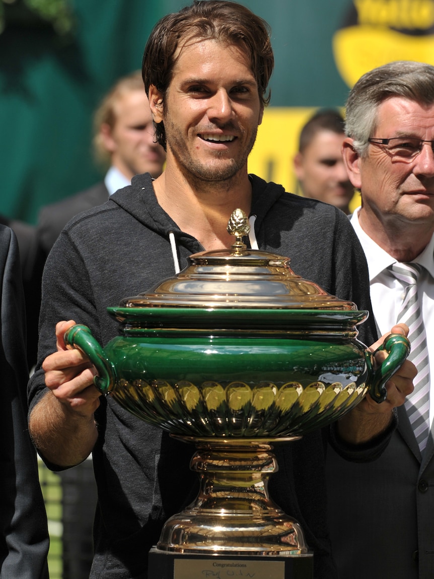 Haas wins in Halle
