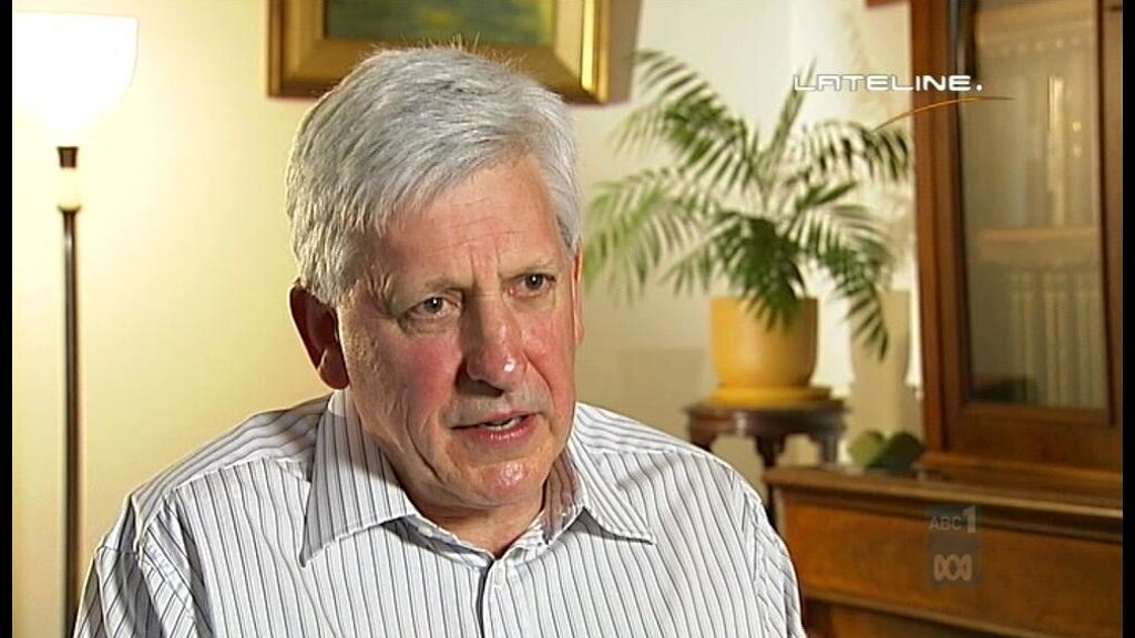 Labor campaign panned by pioneering pollster - ABC News