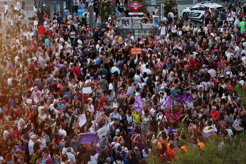 A large group of people, seen from above.