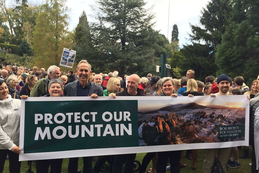 Bob Brown at cable car protest