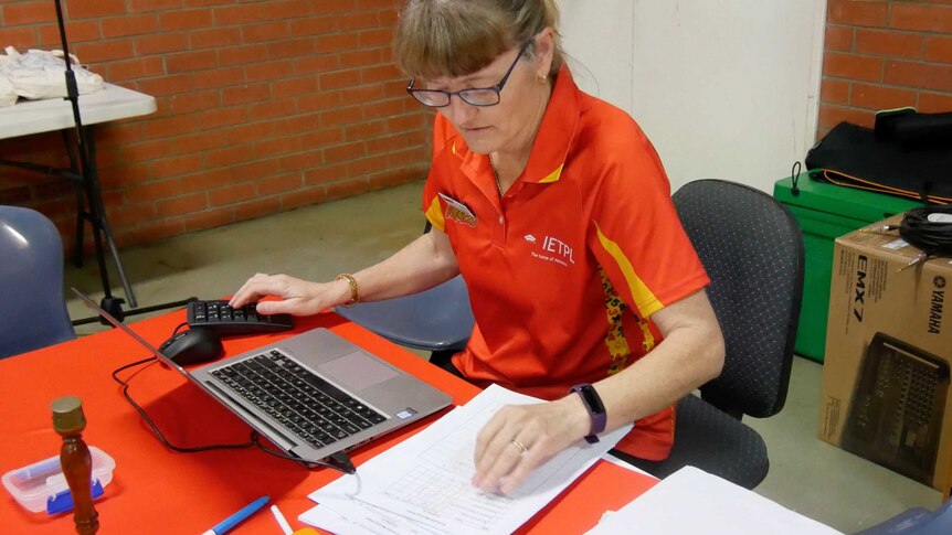 Julie Richards recording scores during Numero competition in Geraldton WA.