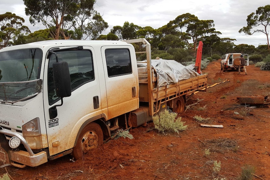 The latest supply truck bogged trying to get the Tjuntjuntjara in February 2017.