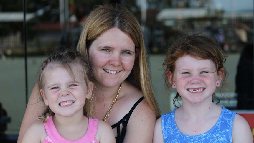 Melissa Quinn with her daughters