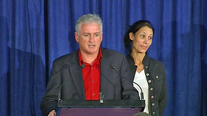 Alan Carpenter announces that Labor has lost the majority in the WA elections.