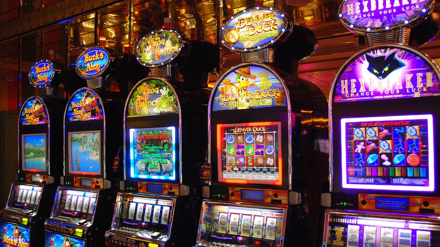 The Greens want a $1 bet limit placed on poker machines.