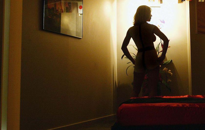 Hoteliers given power to show sex workers the door