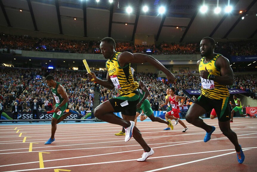 Bolt grabs baton en route to relay heat win
