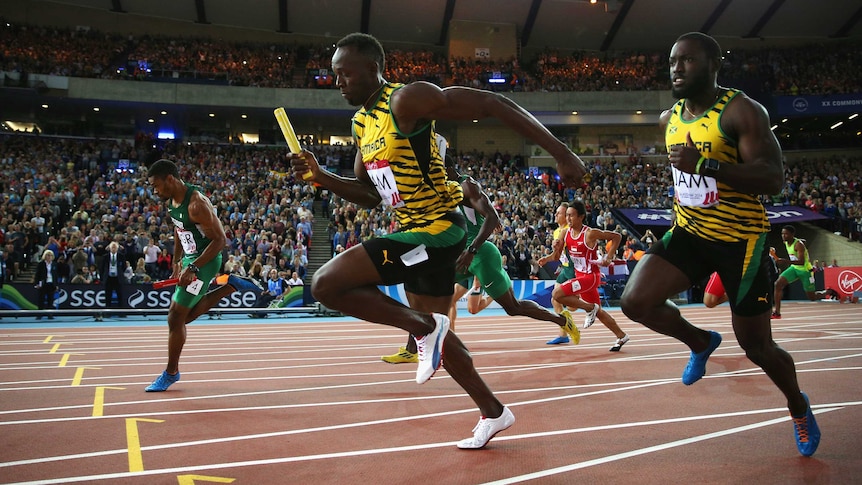 Bolt grabs baton en route to relay heat win