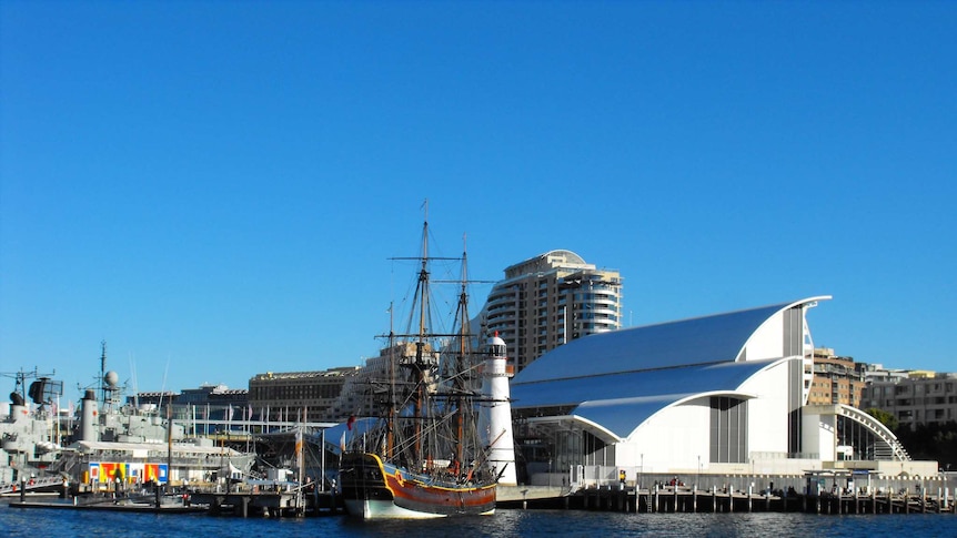 澳大利亚国家海事博物馆为安装的一种新型轻质柔性太阳能板揭幕。