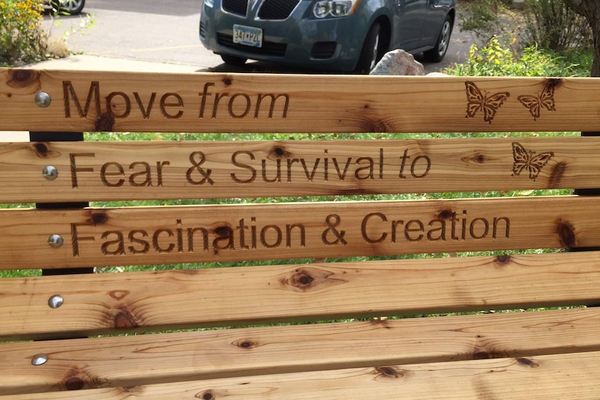 Memorial bench