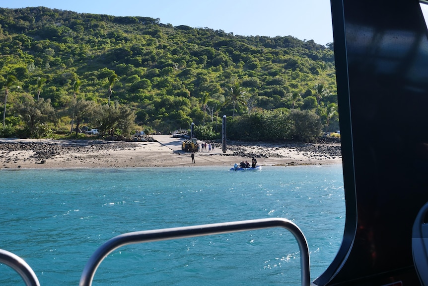 Keswick Island ferry