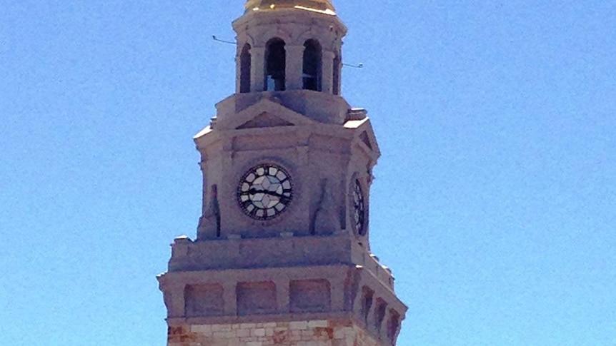 Kalgoorlie clock chimes again