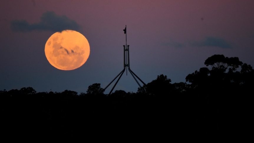 See how the rare super blood moon lit up the Australian sky