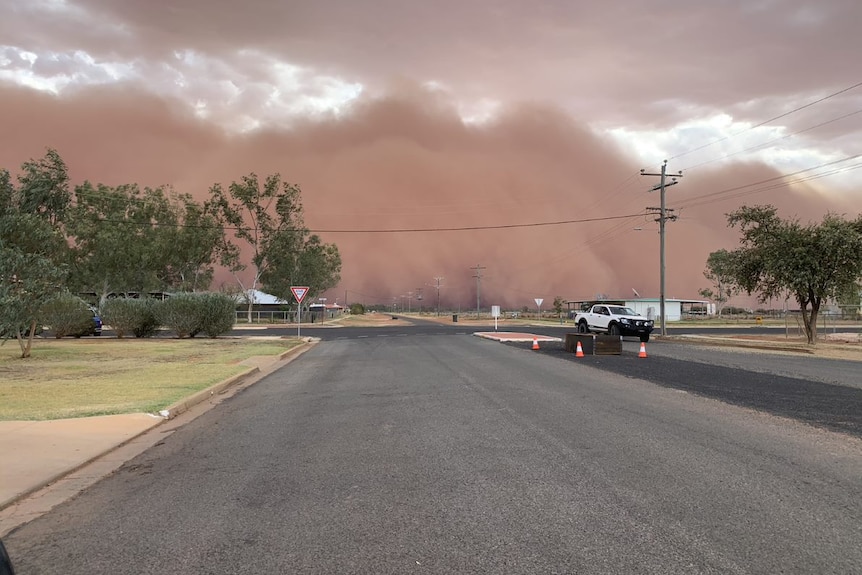 Dust storm approaches the outback town of Thargominah