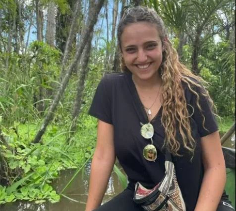 A photo of a young woman who was taken captive by Hamas.