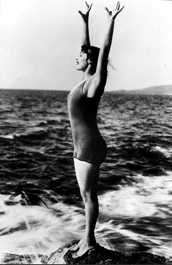 Annette Kellerman at the beach