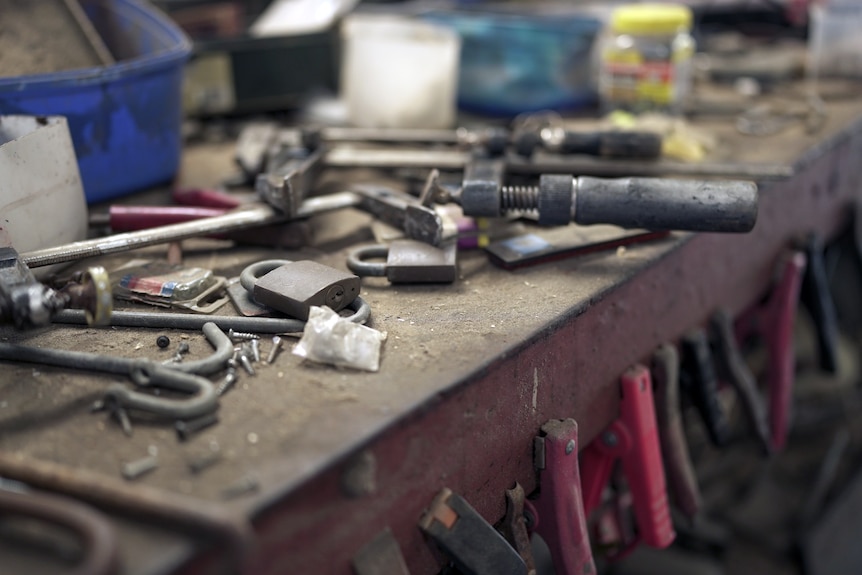 Work bench