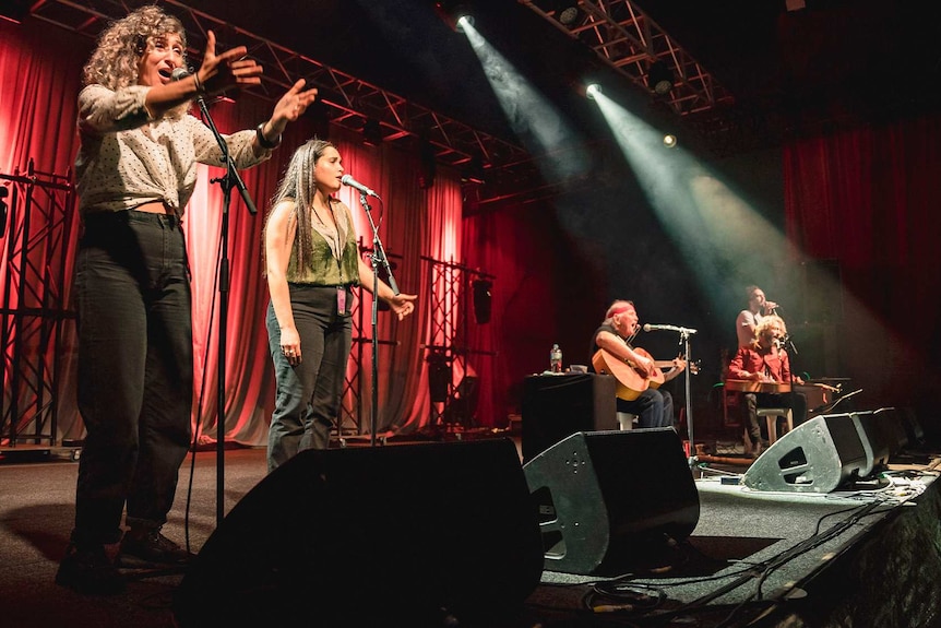 Kev Carmody, Mama Kin, Jess Hitchcock, John Butler, Keir Nuttal at Bluesfest 2022