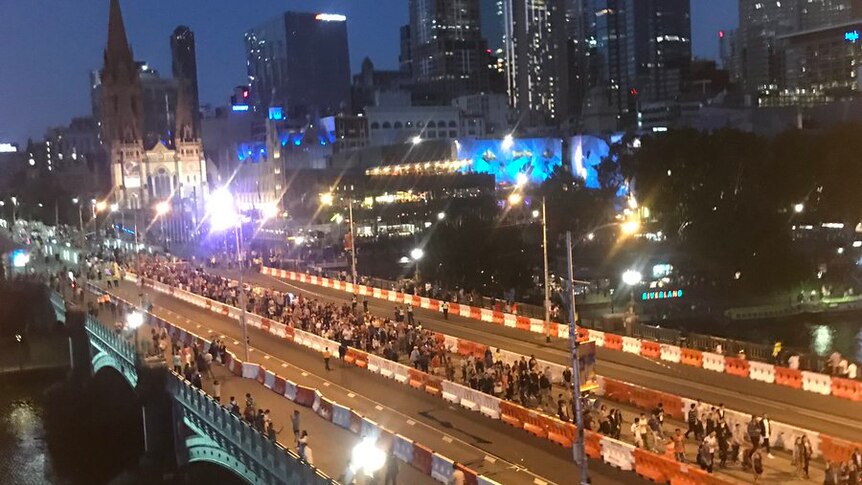 Crowds of people have gathered in Melbourne's CBD ahead of fireworks spectacular.