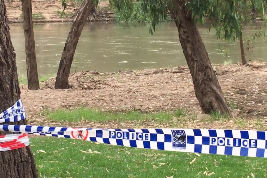 Police tape blocks access to part of the Murrumbidgee River at Wagga Wagga.
