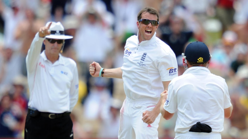 Graeme Swann will reportedly have an operation on his elbow in the United States.