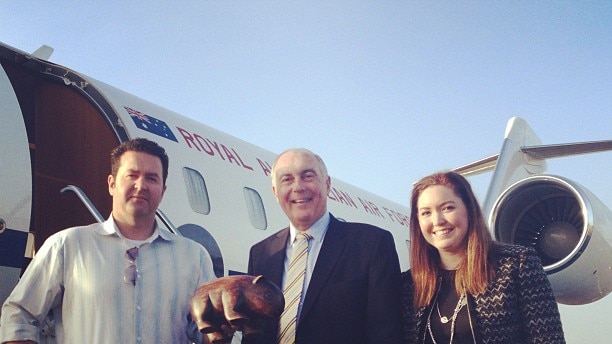 Warren Truss on the 'wombat trail' during the 2013 federal election campaign.