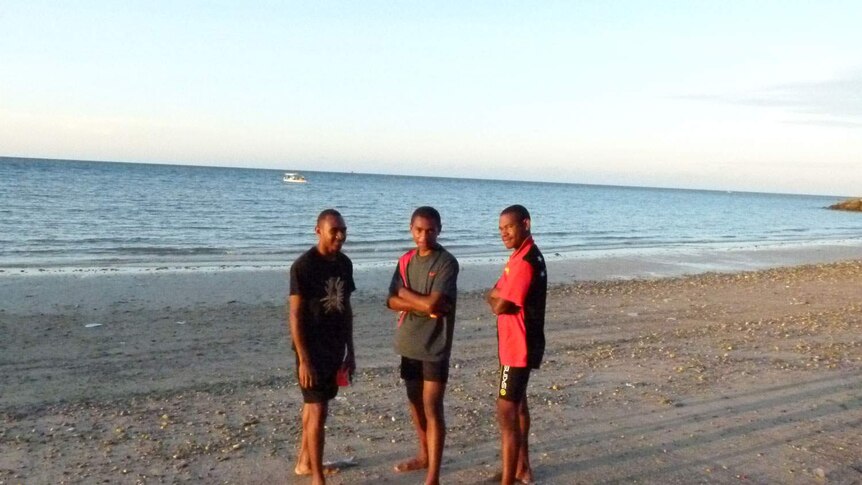 The PNG triathlon team 2013 on the beach in PNG