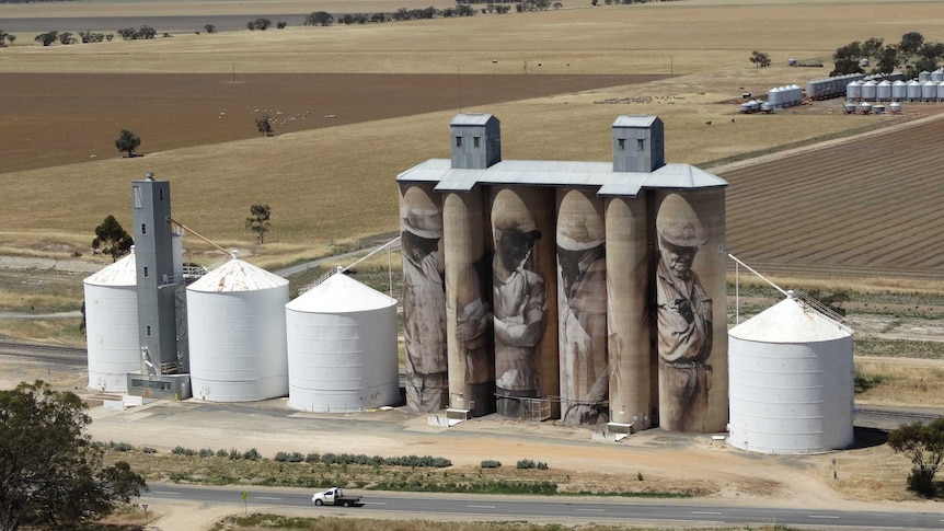 Brim silos.