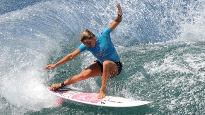 Gold Coast Groove Girls take women to the front of surfing - ABC News