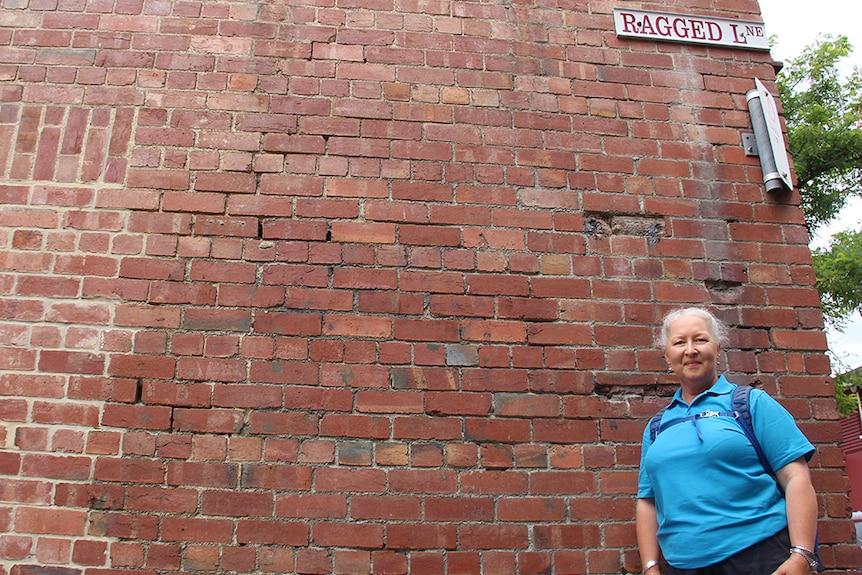 Wapping tour guide Robyn Everist