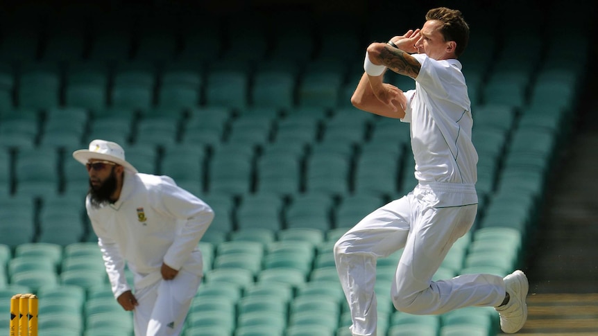 Dale Steyn troubles the Australia A batting order at the SCG.