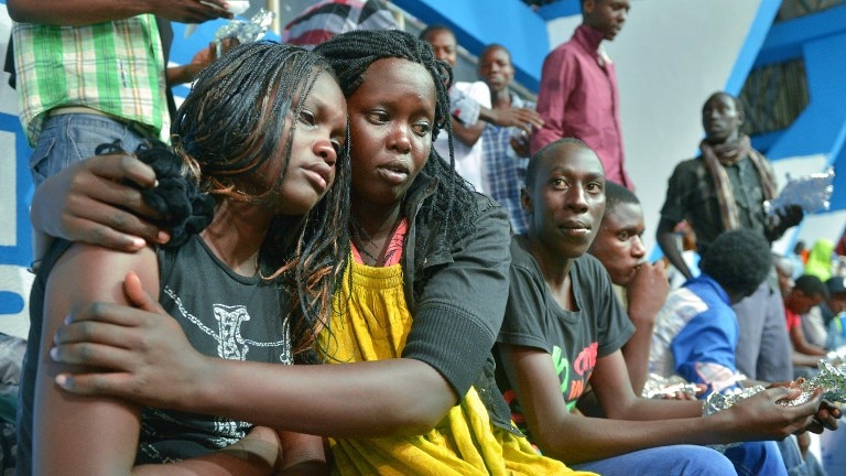 Woman comforts Garissa massacre survivor
