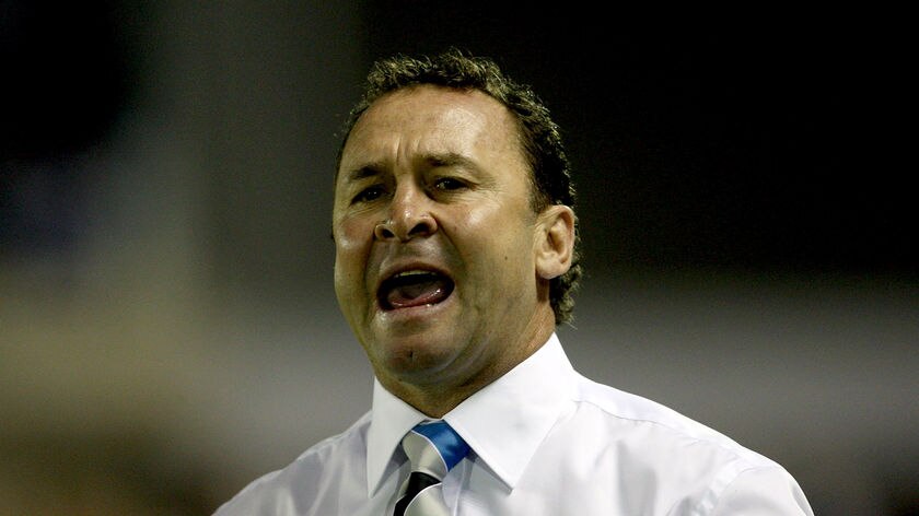 Barking mad... Sharks coach Ricky Stuart watched his players slump to a ninth straight loss.