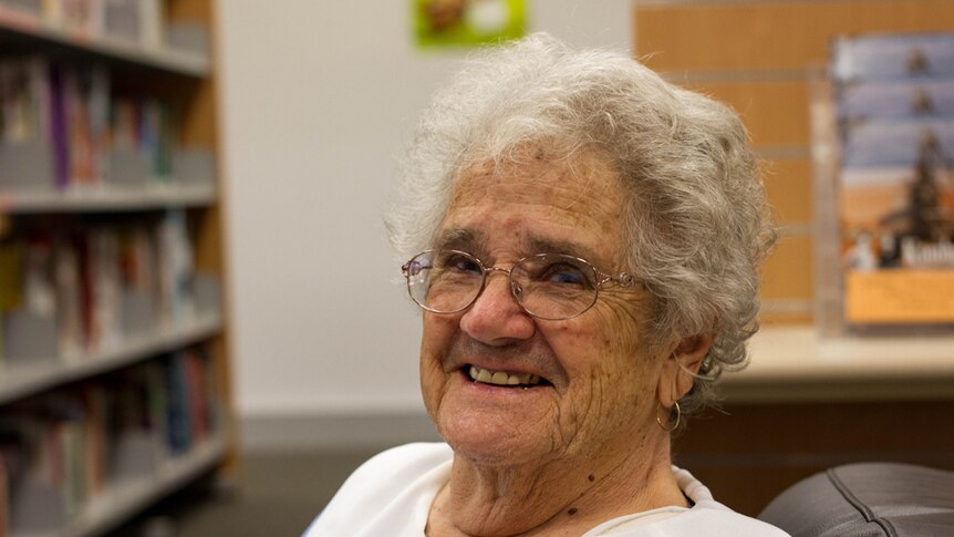 Kambalda local Billie Ingham at the Kambalda CRC, sharing a story or two about the place.