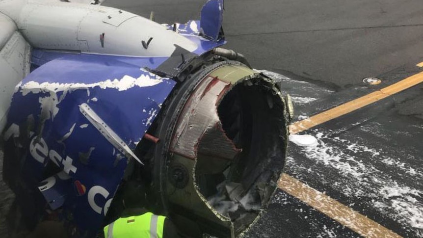 Listen to the exchange between the pilot of Southwest Airlines flight 1380 and Philadelphia Tower