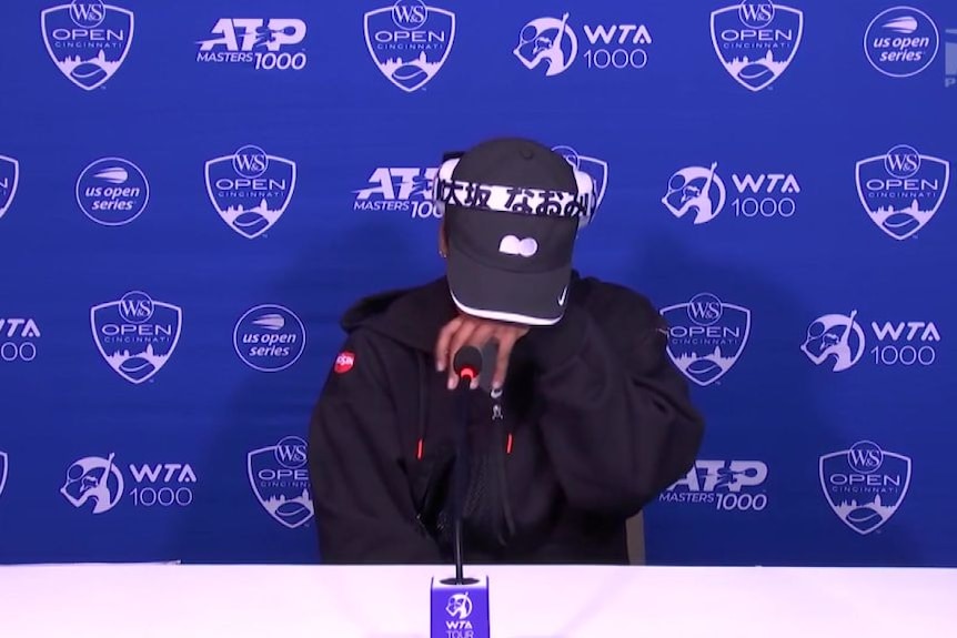 Naomi Osaka leaves press conference in tears