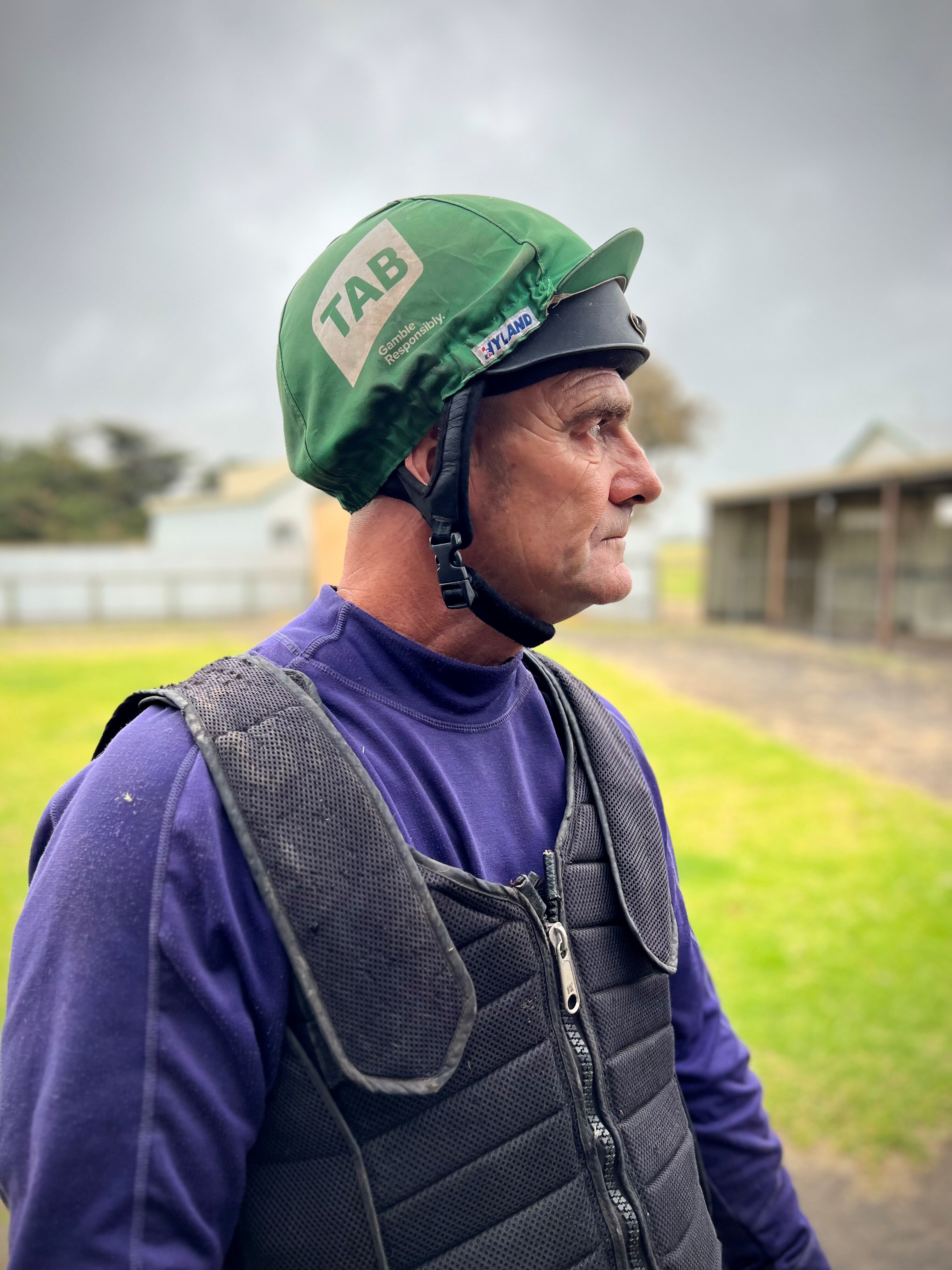 Racehorse Comanche Queen saves SA trackwork rider Danny Smith from life