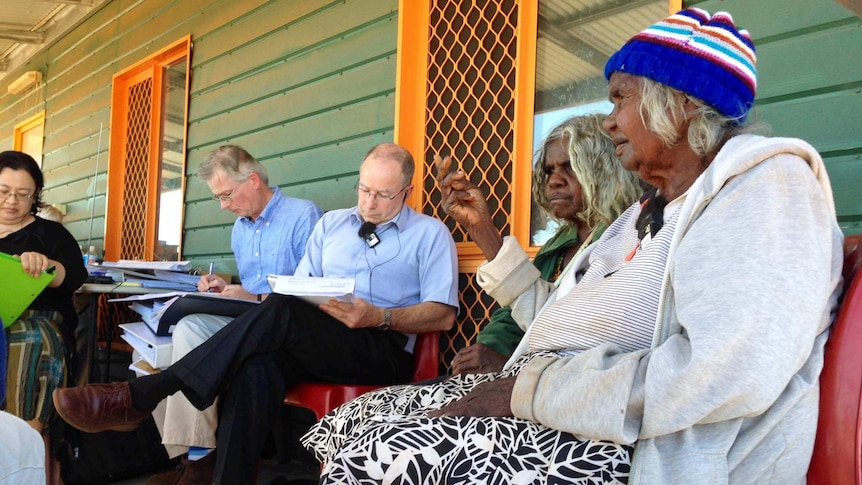 Bunny Nabarula gives evidence to a special Federal Court hearing at Muckaty Station.