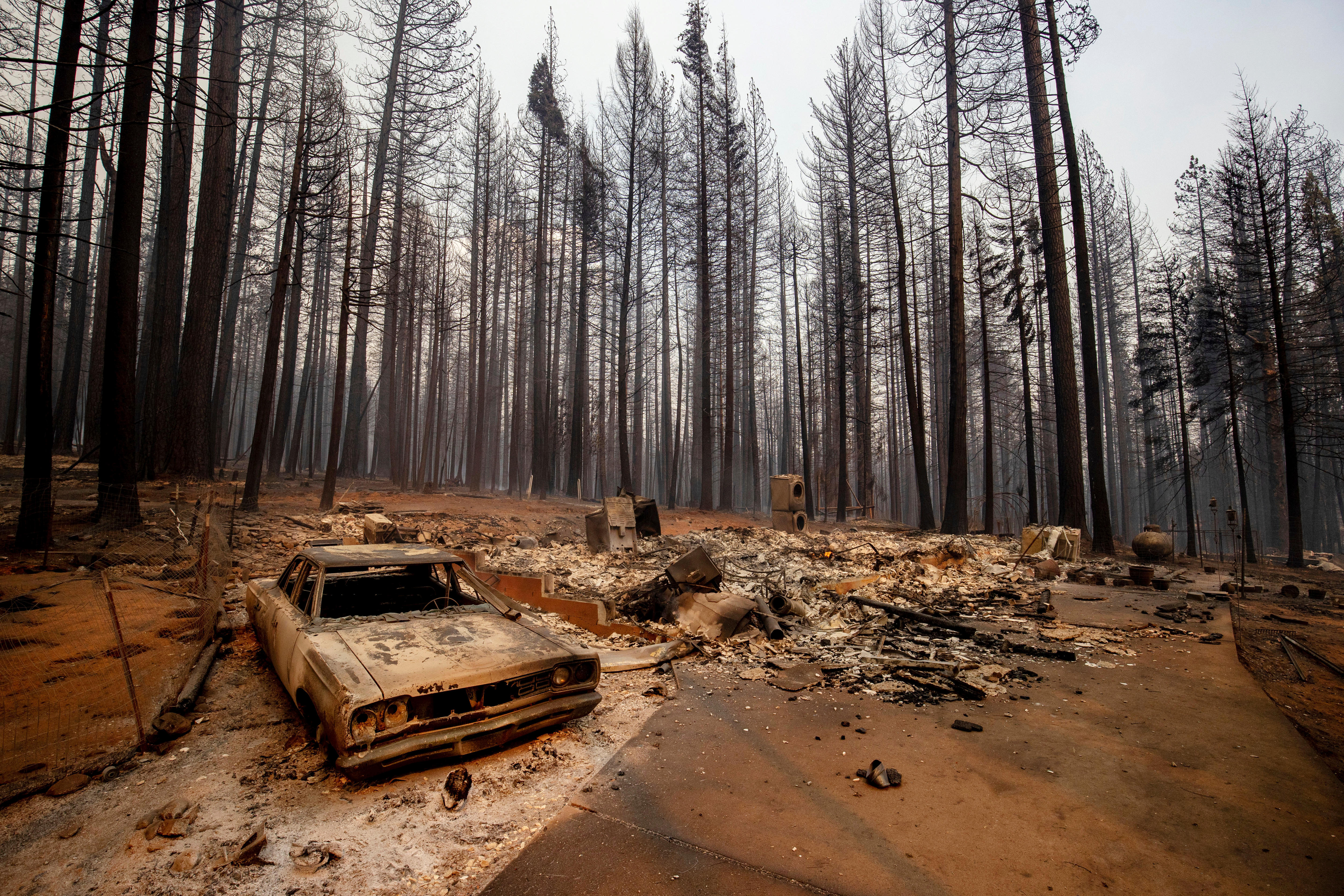 Dangerous Weather Conditions Continue To Fuel Raging California Wildfires Abc News