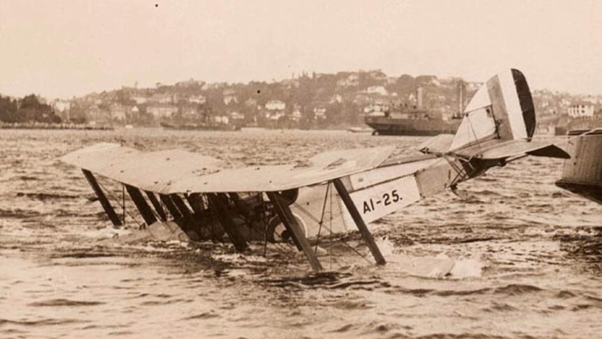 Plane crash in Sydney Harbour 1928