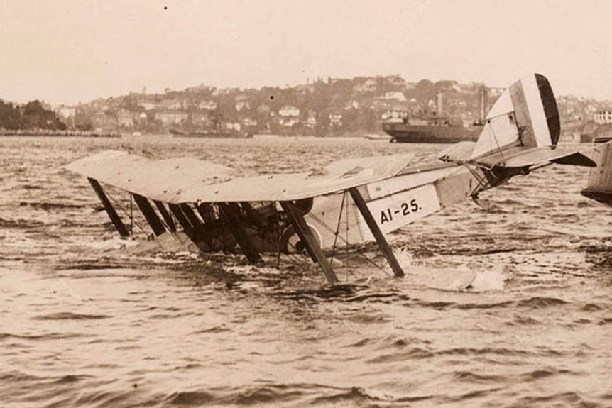 Plane crash in Sydney Harbour 1928