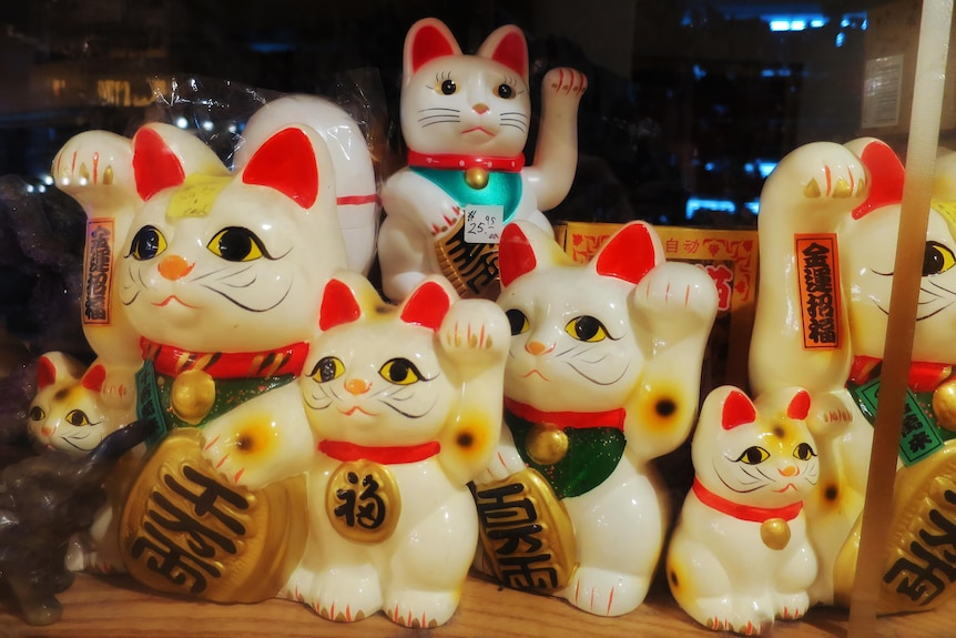 japanese maneki neko lucky cat