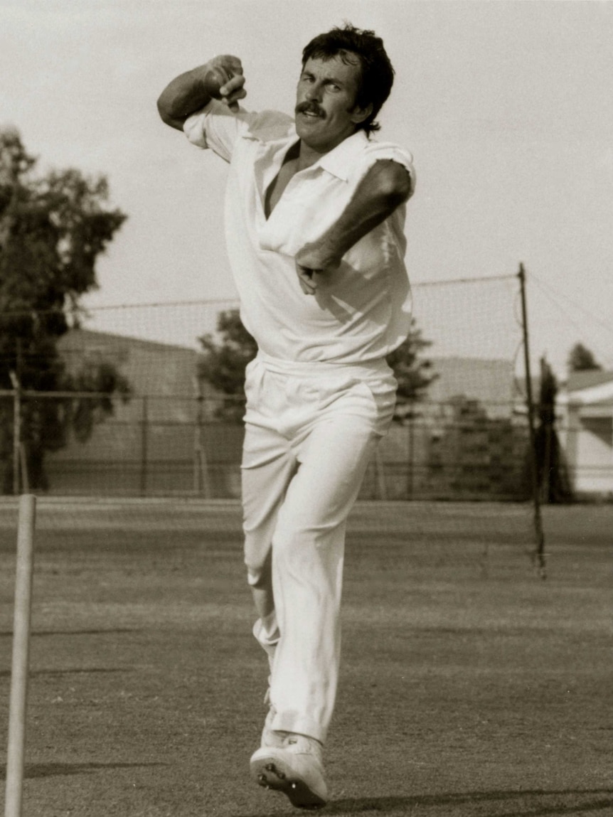 Bruce Yardley bowling in nets