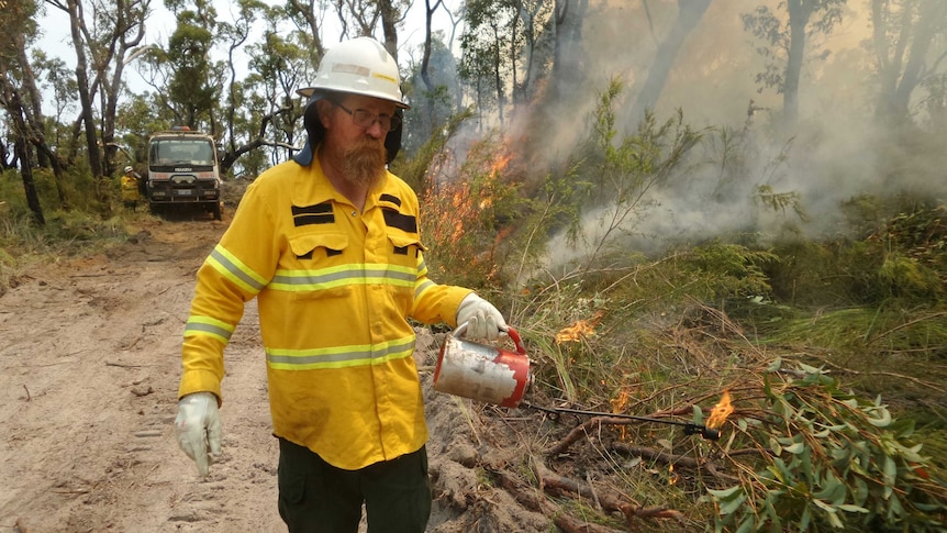 Leigh Woodlands back burns near Walpole