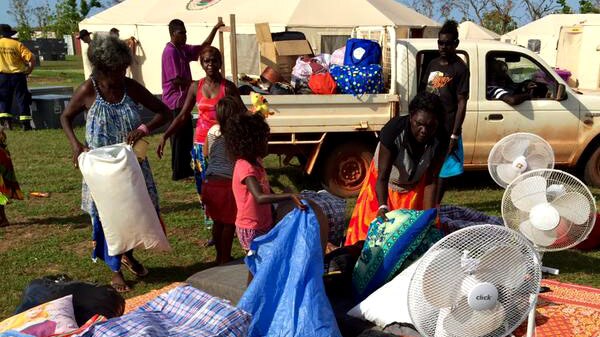 Residents evacuate Galiwinku's tent city