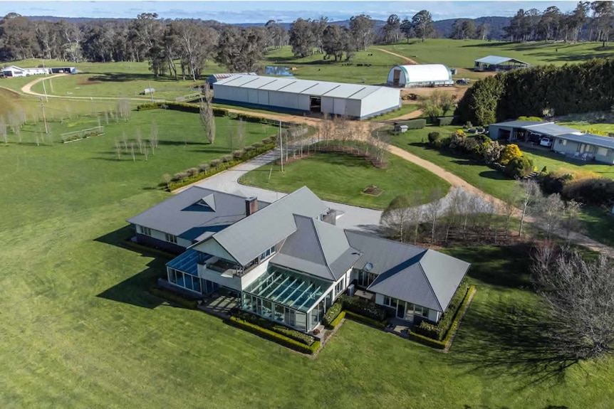 aerial picture of farmhouse