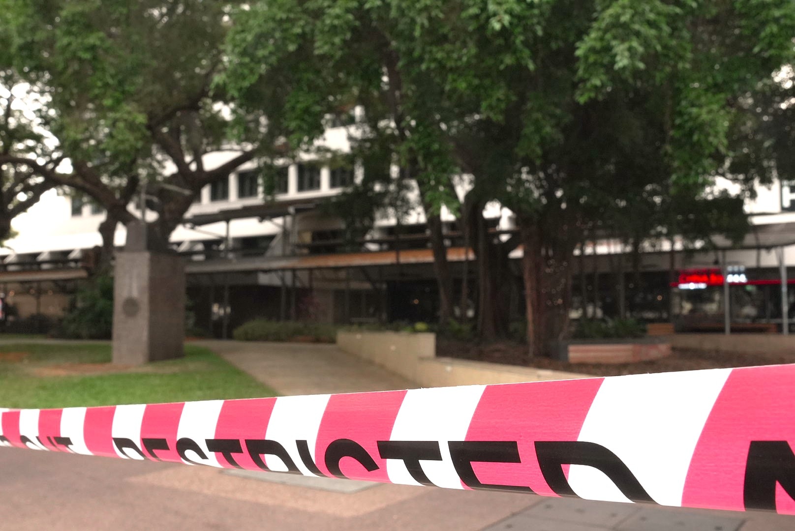 Darwin city mall reopened after false report of 'credible threat'