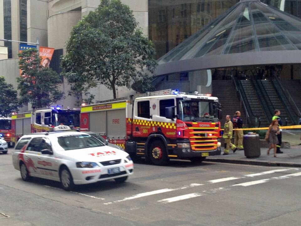 CBD skyscraper evacuated during fire - ABC News