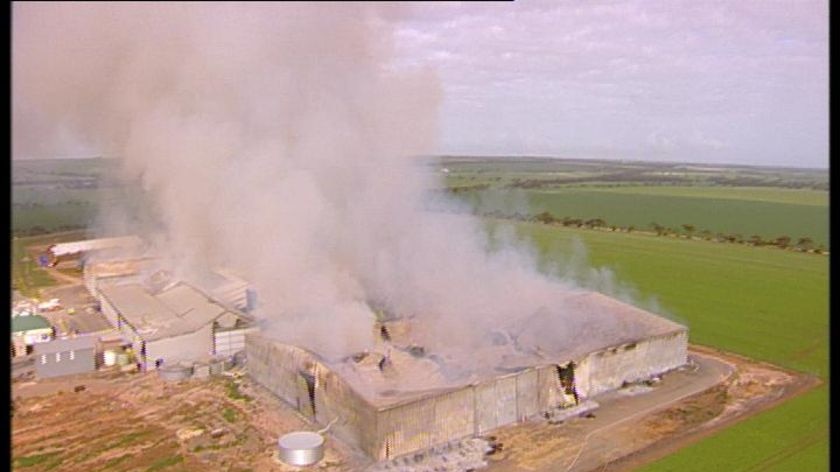 Farmers hit by big SA hay fire